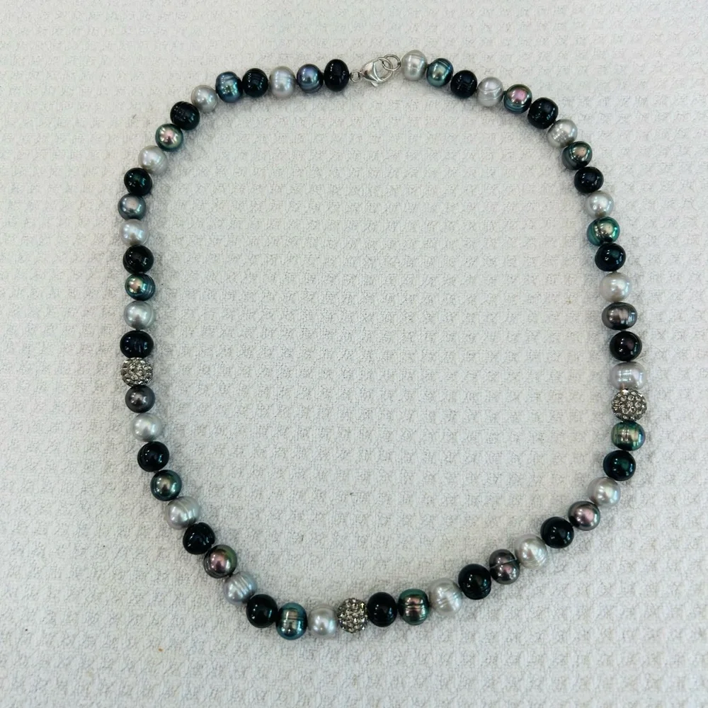 Iridescent Honora Pearl Necklace in Assorted Colors - Picture 4 of 7